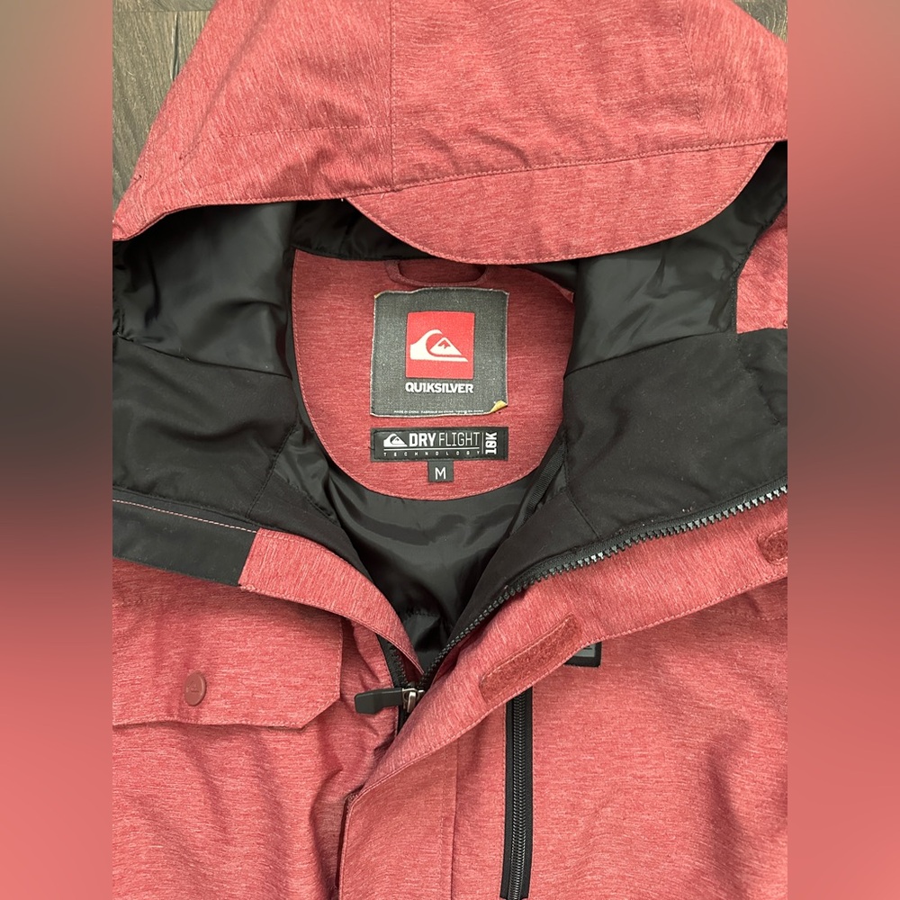 Quiksilver Men's Red Ski Jacket - Picture 3 of 4